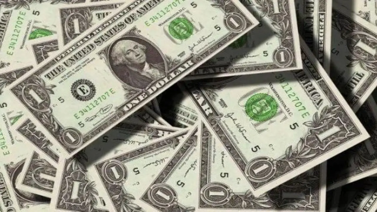 تحركات جديدة في سعر الدولار أمام الجنيه المصري خلال تعاملات الأربعاء 4 مارس